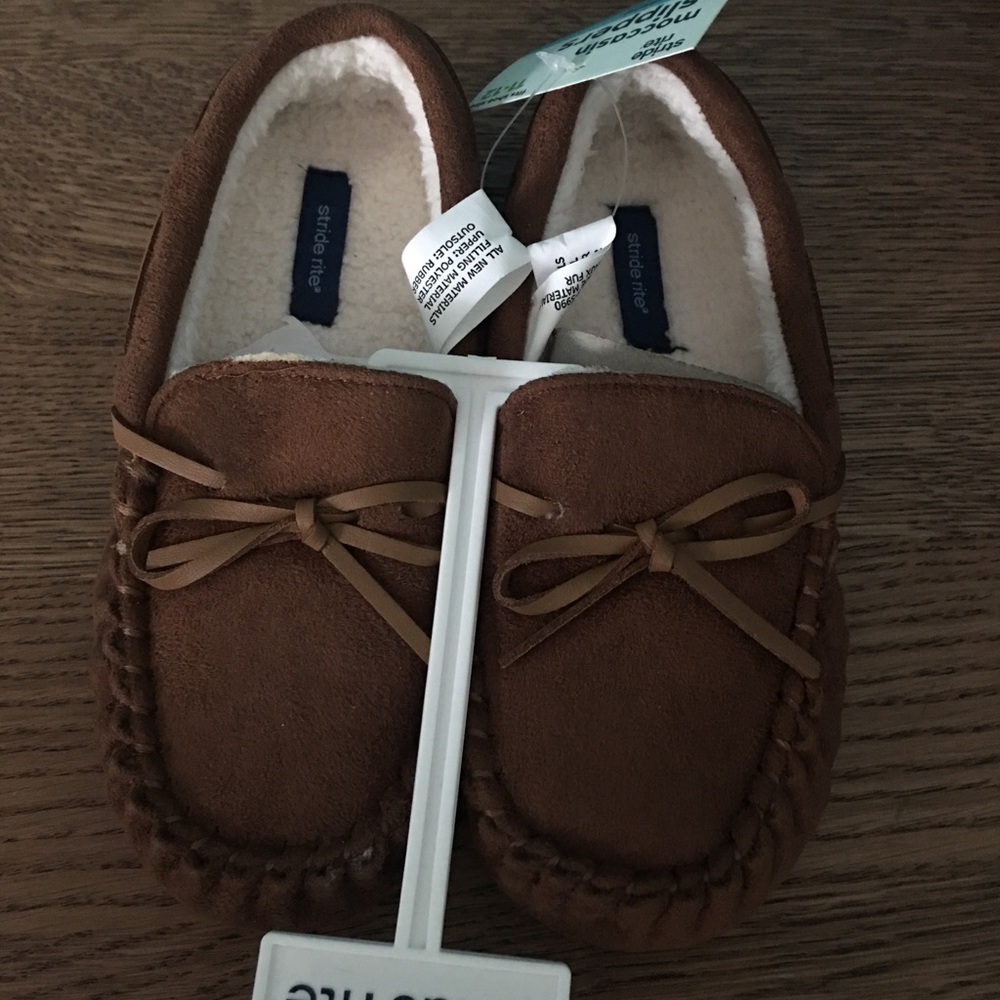 NWT Stride Ride sz 11-12
